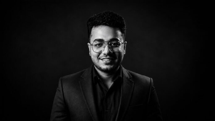 Growing business lessons, Entrepreneurship journey, Nikhil Uchalani Cretoro, Business growth habits, Learning from business mistakes, Building a business from scratch, Sustainable business growth, Entrepreneurial discipline, Importance of business trust, Success in business,